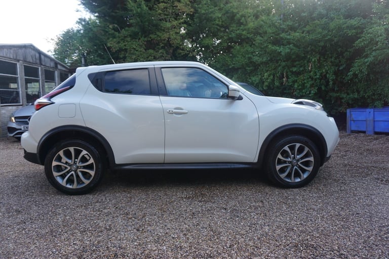 2017 Nissan Juke 1.2 DiG-T Tekna 5dr HATCHBACK Petrol Manual - Image 6