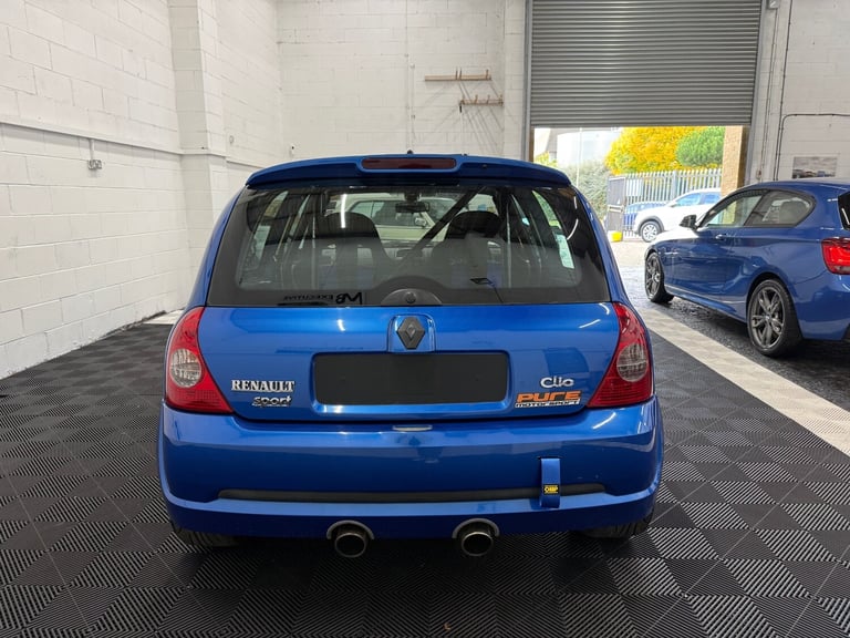 2005 RENAULT CLIO 2.0 16V 182 SPORT TRACK CAR AND TRAILER SET