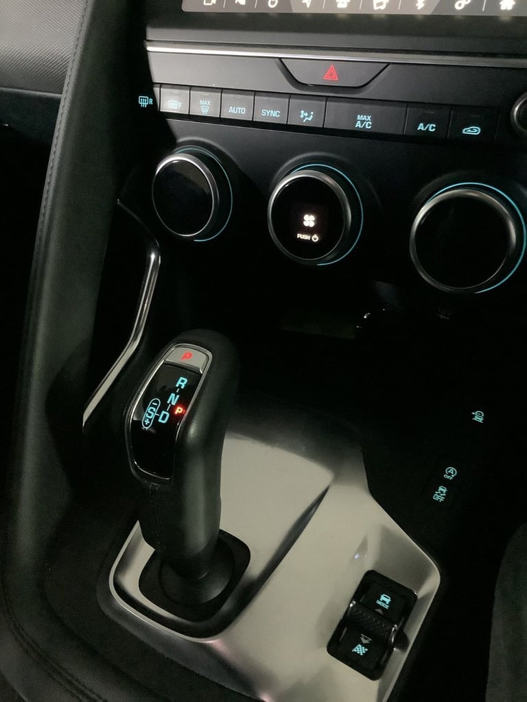 2019 Jaguar E-Pace 2.0 P200 SUV 5dr Petrol Auto AWD Euro 6 (s/s) (200 ps) Petrol Automatic