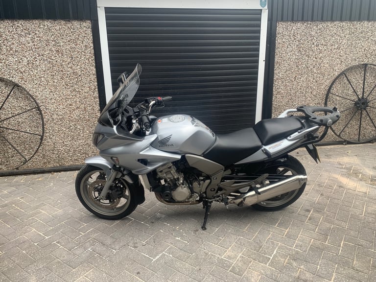 Cbf  1000 motorcycle 