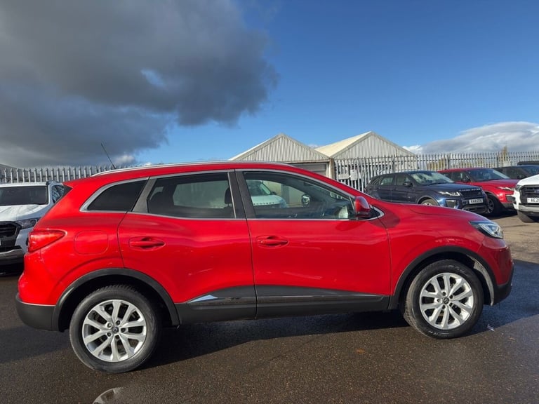 2018 Renault Kadjar 1.3 TCe Dynamique Nav SUV 5dr Petrol Manual Euro 6 (s/s) (140 ps) HATCHBACK P...