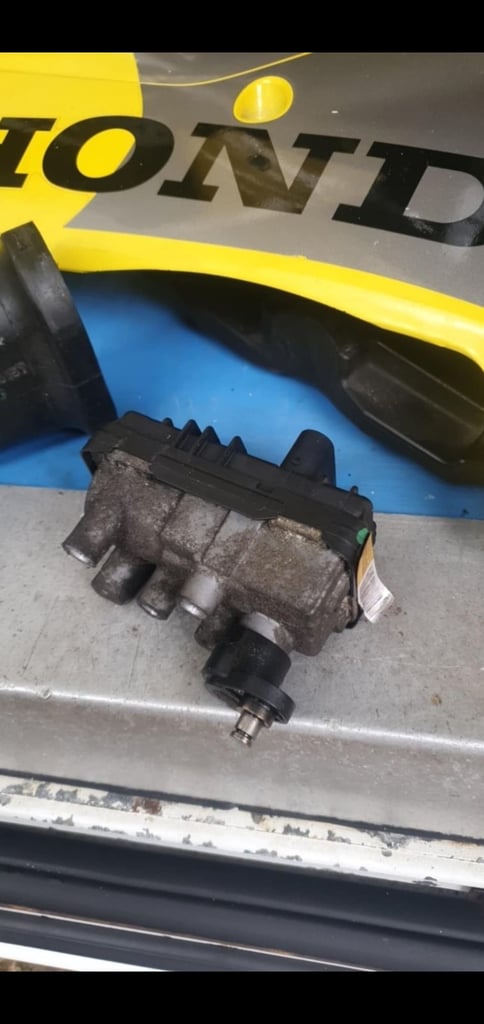 Wanting ford transit custom 2.2 turbo actuator for a 65 plate 