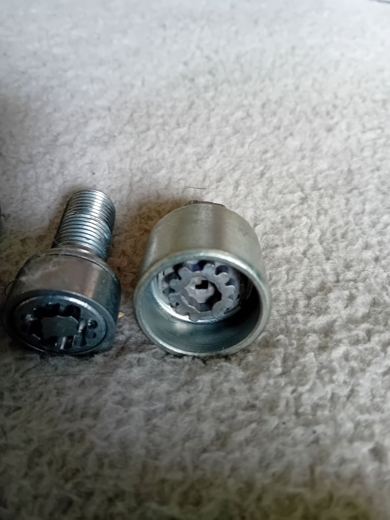 VW/AUDI Locking Wheel Nut Set 5 Piece (2024-25)