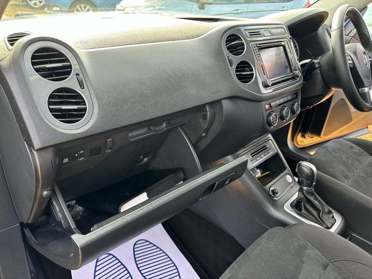 2016 Volkswagen Tiguan 2.0 TDI BlueMotion Tech Match Edition SUV 5dr Diesel DSG