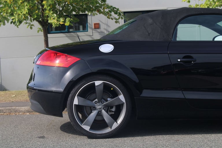 2009 Audi TT 2.0 TT Quattro TDI 4WD 2dr Convertible Diesel Manual