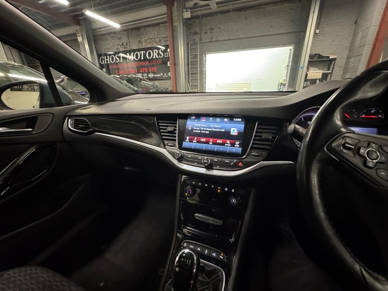 2016 Vauxhall Astra 1.6 CDTi 16V 136 SRi Nav 5dr HATCHBACK DIESEL Manual