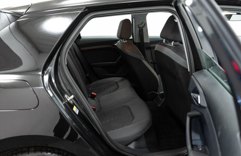 2020 70 AUDI A1 1.0 TFSI 25 SPORT SPORTBACK 5DR PETROL MANUAL EURO 6 (S/S) (95 P