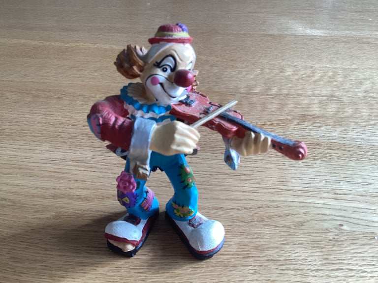 ***RARE*** Handmade clown sculptures from The Senator Collection in Germany