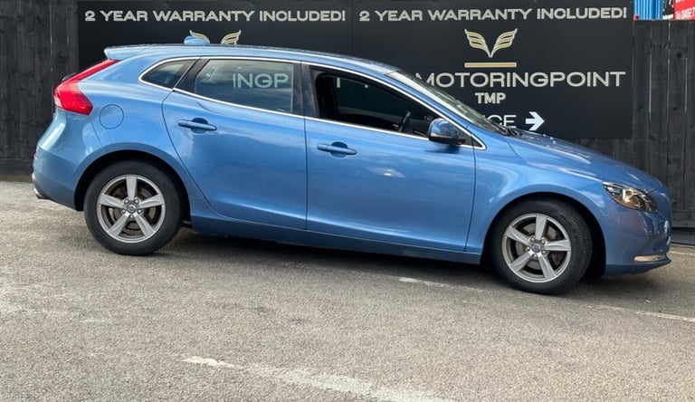2015 Volvo V40 T2 SE 5dr HATCHBACK PETROL Manual
