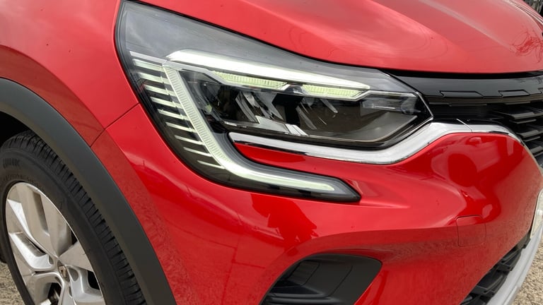 2021 Renault Captur 1.3 TCE 140 Iconic 5dr HATCHBACK PETROL Manual