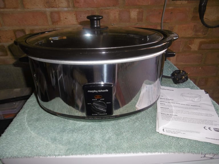 image for Morphy Richards Oval Slow Cooker