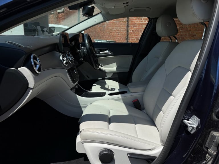 2017 66 MERCEDES-BENZ GLA 2.1 GLA200D SPORT (EXECUTIVE) SUV 5DR DIESEL 7G-DCT EU