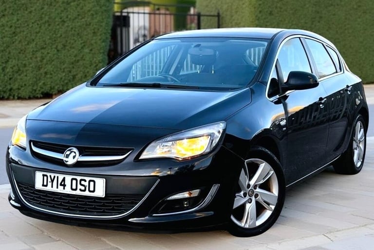 2014 Vauxhall Astra 1.6 SRi Manual 70,000 Miles . 5dr . Good Mileage . CHEAP on Fuel . HATCHBACK ...