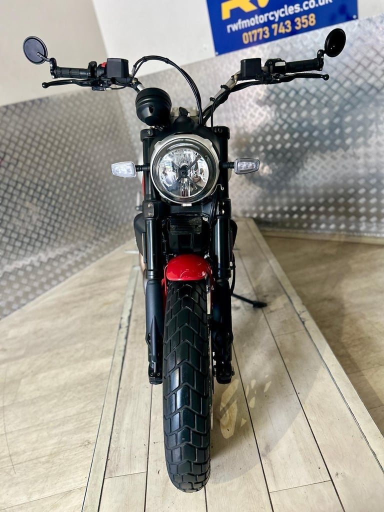 DUCATI SCRAMBLER 800, 2021, ONLY 1 OWNER & 1,758 MILES!! EXCELLENT COND