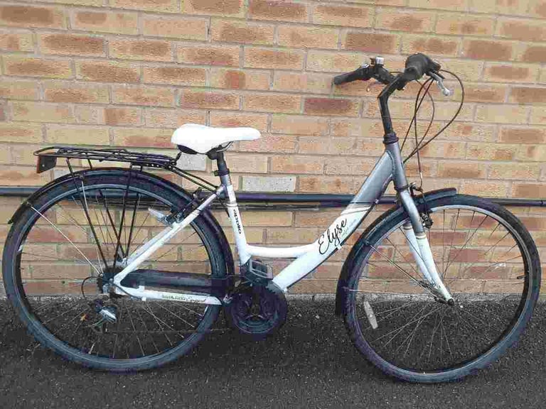 Oxford Discount Bicycles: Buy it, ride it, sell it back to us if you wish!