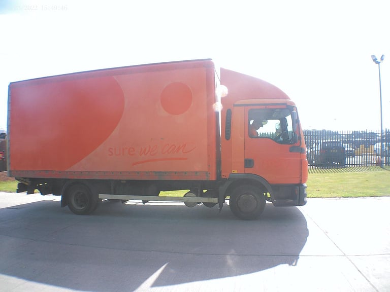 2009 MAN TGL manual 18 ft box tailift 8.1 mtr long mot 11/24