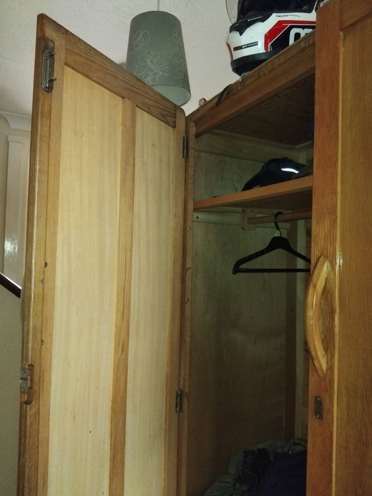 Free Wardrobe 
