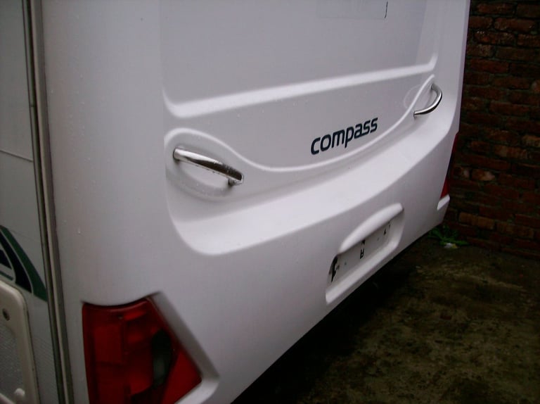 compass corona 4 berth fixed bed very good condition ready to go 