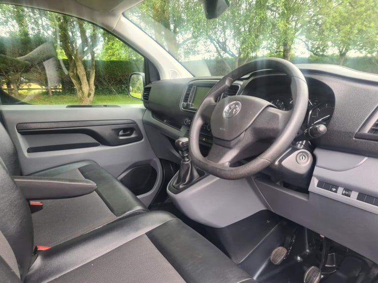 2021 Vauxhall Vivaro 1.5 D F2900 Dynamic