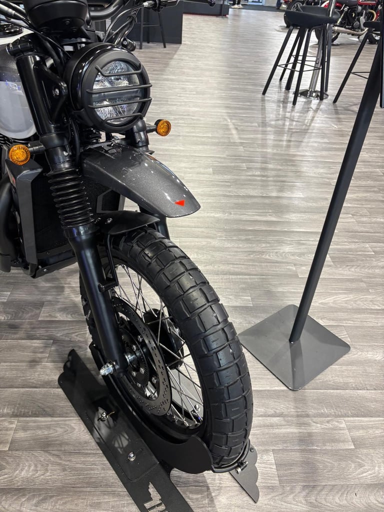 BSA Scrambler 650cc Classic Motorcycle Gold Star 