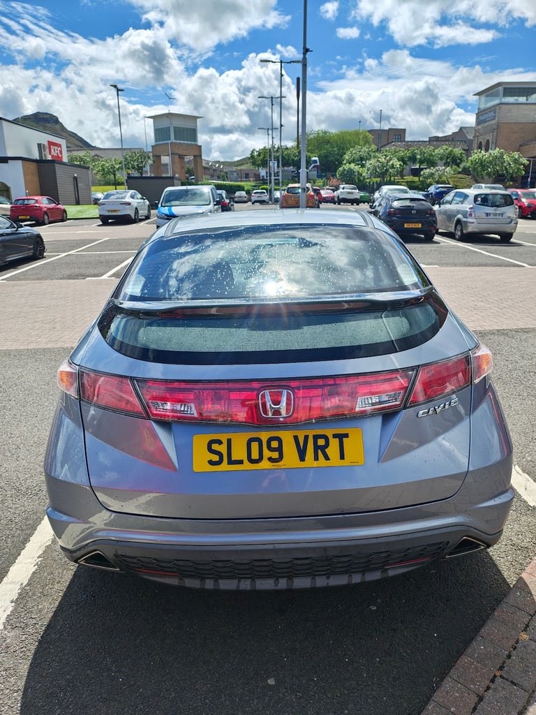 2009 Honda civic, Great condition MOT till April - Image 4