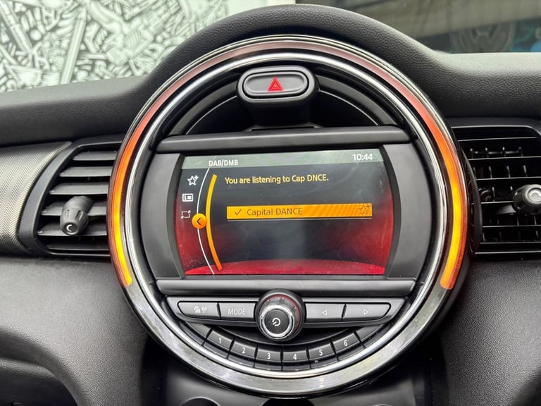 2020 MINI Convertible 1.5 Cooper Exclusive Convertible 2dr Petrol Manual Euro 6 (s/s) (136 ps) Co...