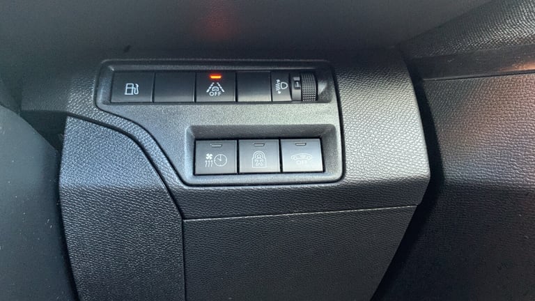 2024 Peugeot 3008 1.6 12.4kWh Allure SUV 5dr Petrol Plug-in Hybrid e-EAT Euro 6 (s/s) (180 ps SUV...