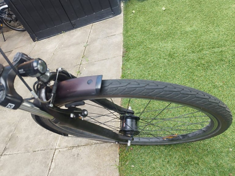 Scott adult bicycle with Shimano gears
