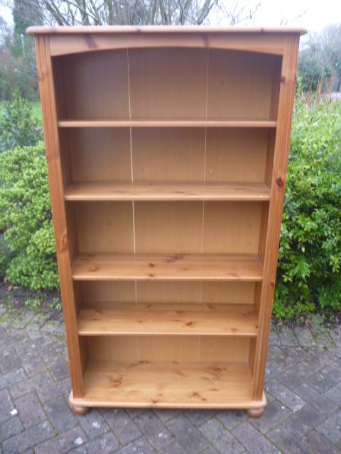 image for Large Pine Bookcase