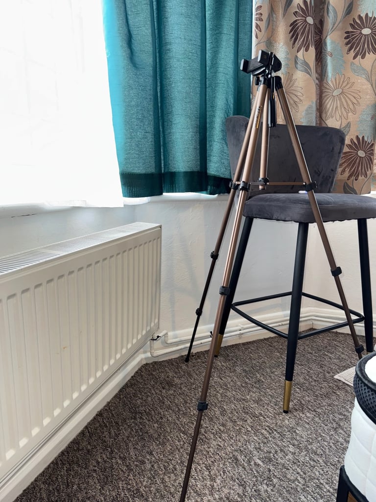 Tripod for phone, camera