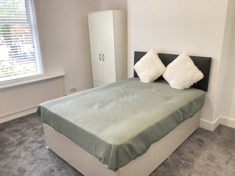 IncludesBills In Flat Brand New Double Room To Let Share 2BathShowerKitchen VeryNearRailTubeBusShops