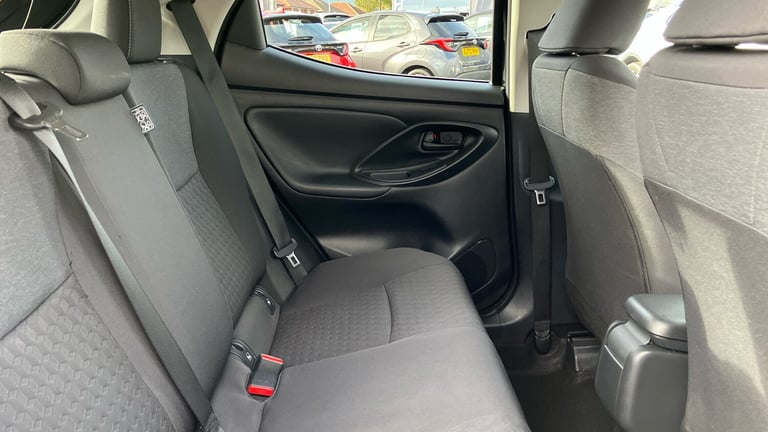 2023 Toyota Yaris 1.5 Hybrid Design 5dr CVT Hybrid Hatchback Hatchback Hybrid Automatic