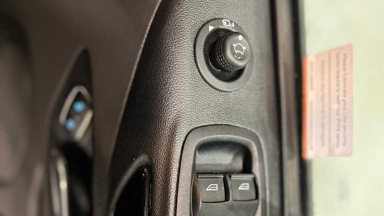  Ford Transit Custom 2.0 EcoBlue 130ps Low Roof Limited Van Auto Van Diesel Automatic