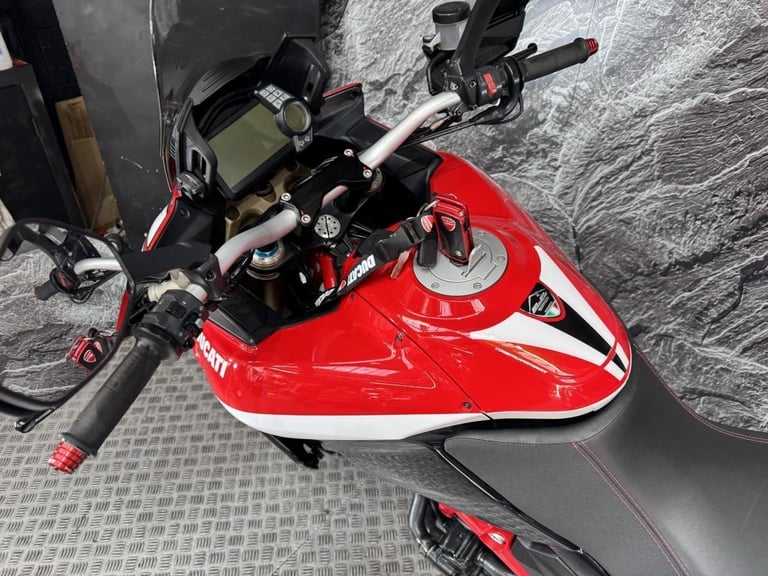 DUCATI MULTISTRADA 1200 S PIKES PEAK 2011