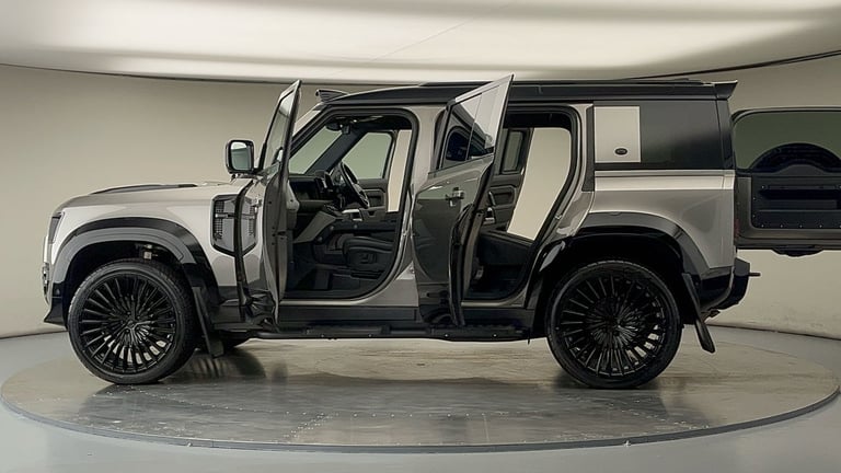 2024 Land Rover Defender 110 3.0 D250 MHEV X-Dynamic HSE SUV 5dr Diesel Auto 4WD Euro 6 (s/s) (25...