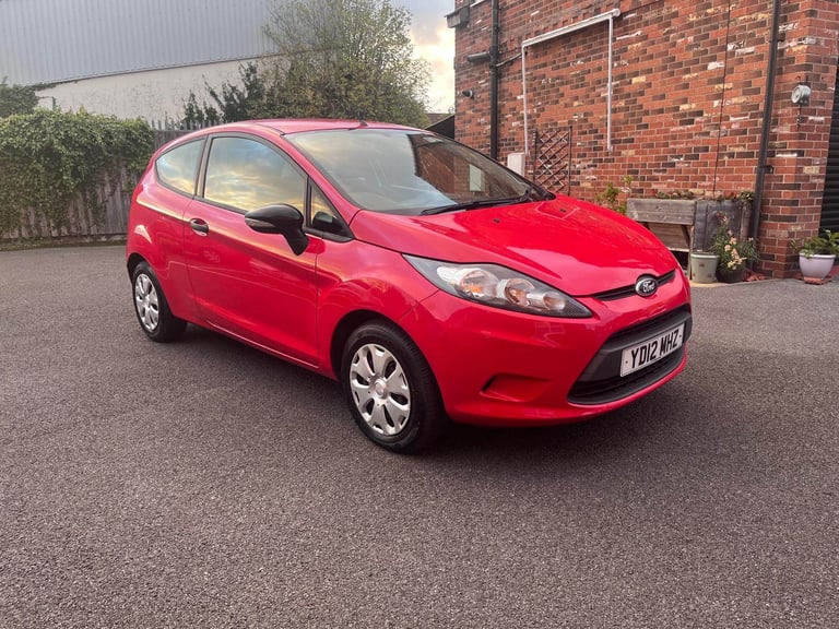 image for 2012 Ford Fiesta 1.2 petrol F.S.H. 2 owners