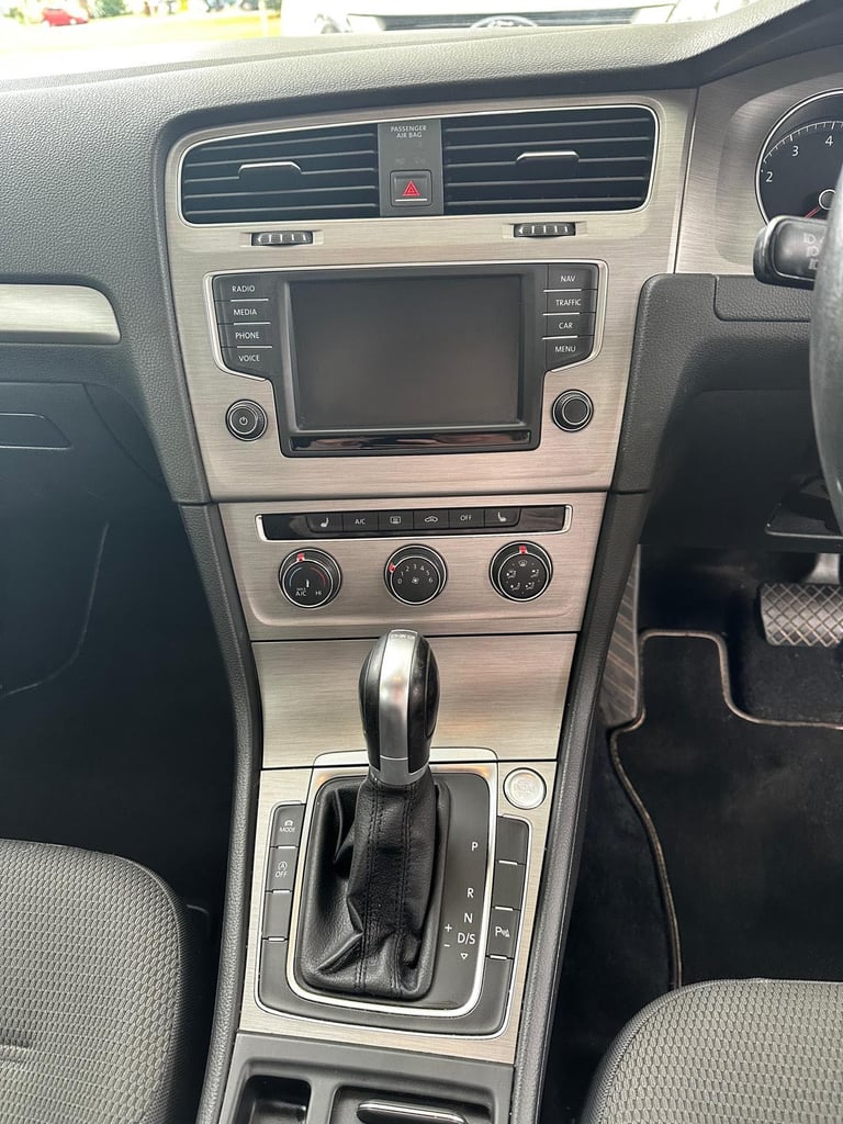 Volkswagen, GOLF, Hatchback, 2016, Semi-Auto, 1395 (cc), 5 doors