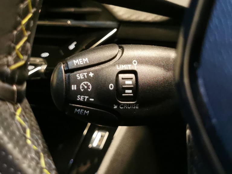 2021 Peugeot 2008 1.5 BlueHDi GT SUV 5dr Diesel Manual Euro 6 (s/s) (110 ps) - HEATED SEATS - Suv...