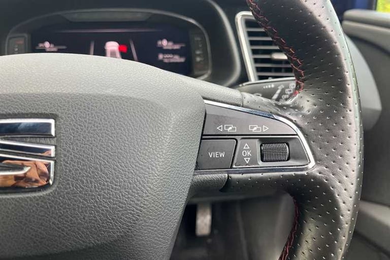 2020 SEAT Leon 1.5 TSi EVO (130 PS) FR Black Edition 5 Door Petrol Hatchback Hatchback Petrol Manual
