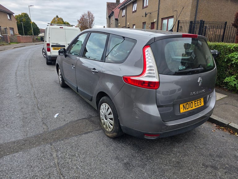 2010 RENAULT GRAND SCENIC 1.5 DCI DIESEL EXPRESSION MPV 7 SEATER 