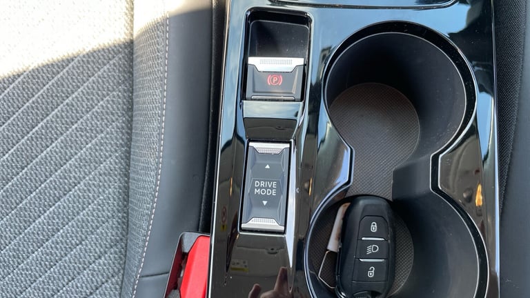 2024 Peugeot 208 50kWh E-Style Auto 5dr (7.4kW Charger) Hatchback Electric Automatic