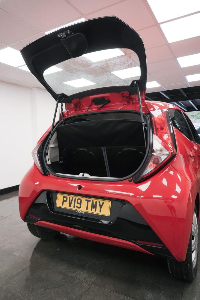  Toyota AYGO 1.0 VVT-i x-play x-shift Euro 6 5dr Petrol Automatic