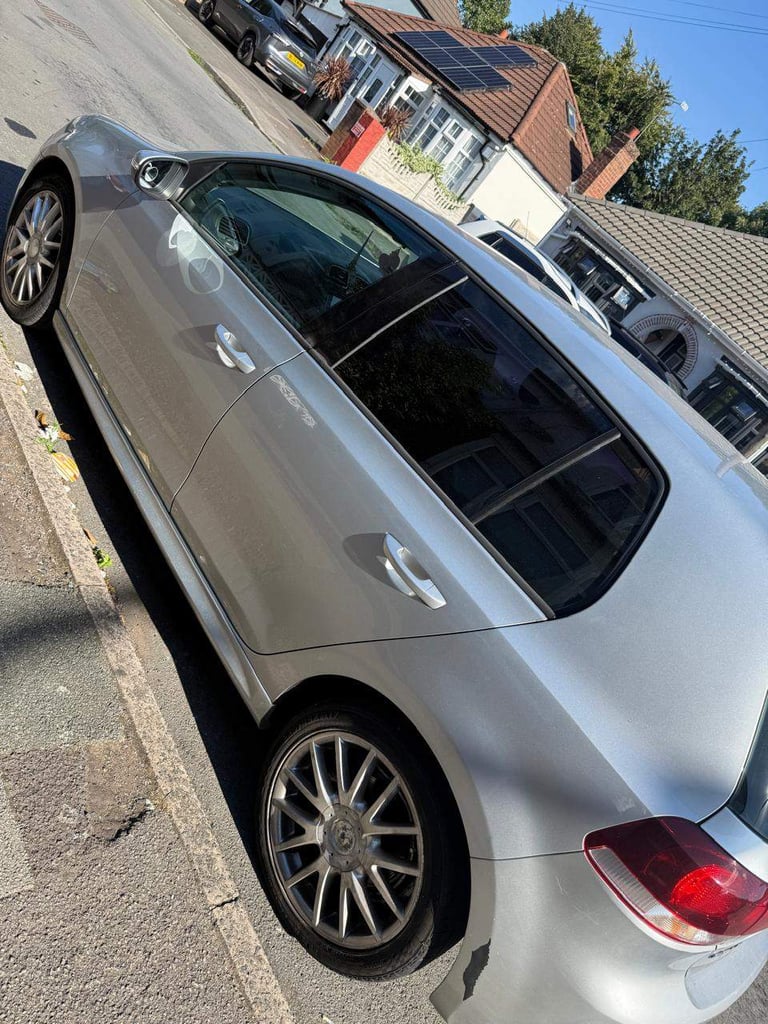 Volkswagen, GOLF, Hatchback, 2011, Manual, 1598 (cc), 5 doors