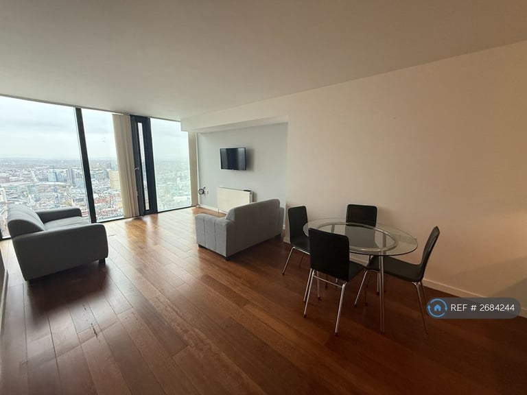 2 bedroom flat in Deansgate, Manchester, M3 (2 bed) (#2684244)