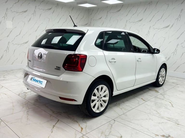 2017 Volkswagen Polo 1.2 TSI R-Line Hatchback 3dr Petrol Manual Euro 6 (s/s) (90 ps) F/S/H! 1 FO ...