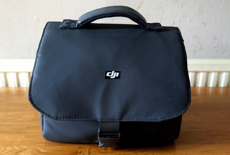 DJI Mini 4 Pro (Fly More Combo)   Six Batteries Cash On Collection / Monster Bundle!