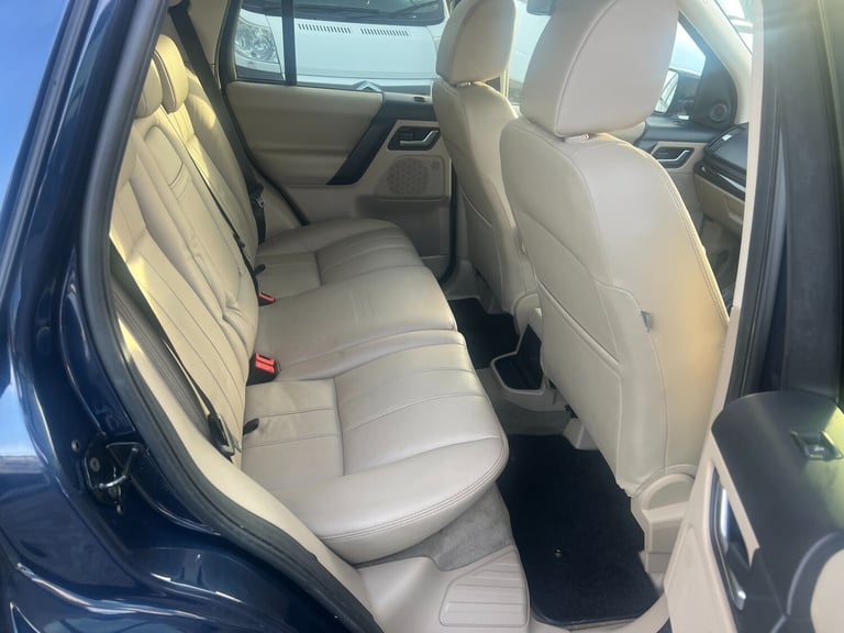 2011 Land Rover Freelander 2.2 SD4 HSE 5dr Auto 4x4 FULL LEATHER AIR CON ESTATE Diesel Automatic