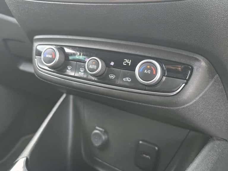 2018 Vauxhall Crossland X 1.2T [130] Elite 5dr [Start Stop] HATCHBACK Petrol Manual