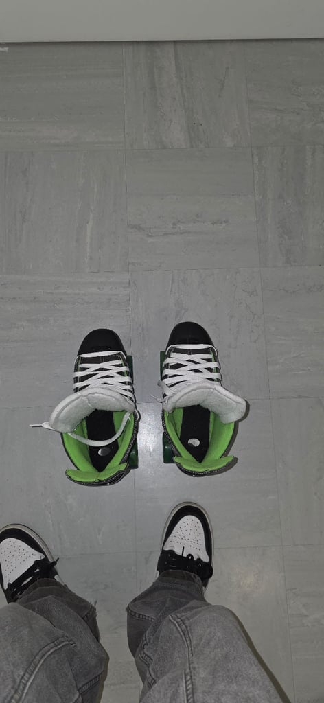 image for Bauers skates