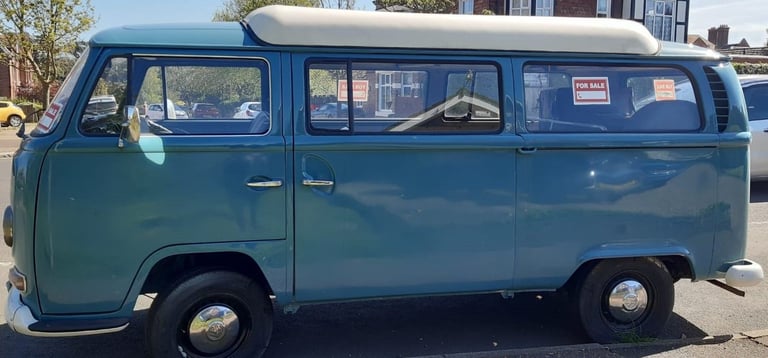 VW T2 Camper Van 1971